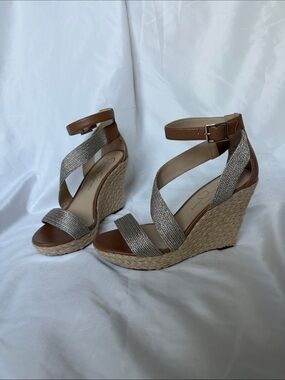 Jessica Simpson “Joseppa” Espadrille